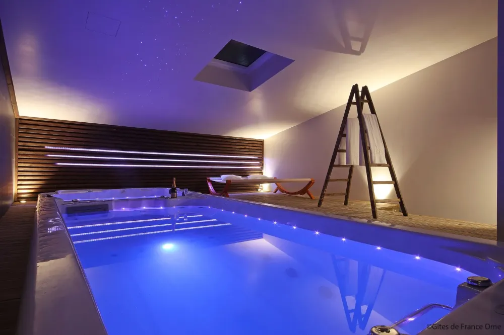 Gîte avec piscine à La Ferté-en-Ouche